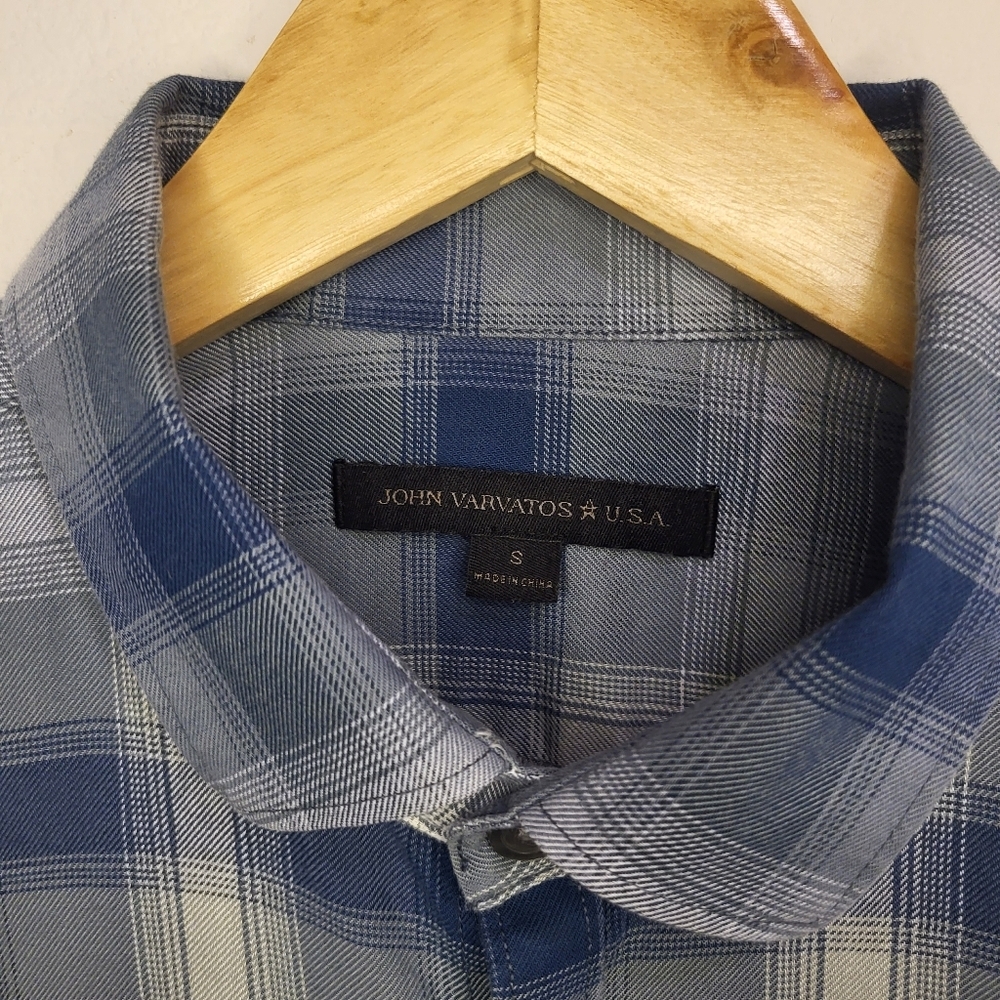 John Varvatos blue button up shirt - Picture 2 of 9